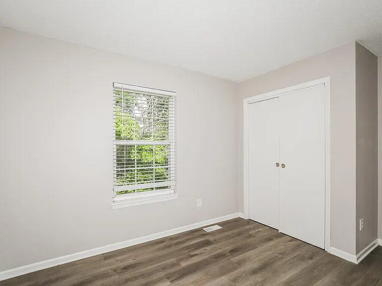 4349 Village Trace Ct — Photo 15