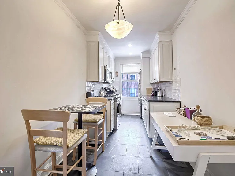 2803 Cortland Pl NW #205 — Photo 6