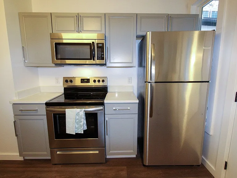 522 Stewart Ave — Photo 106