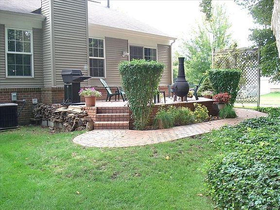 3rd image of 39208 Forest Creek Dr