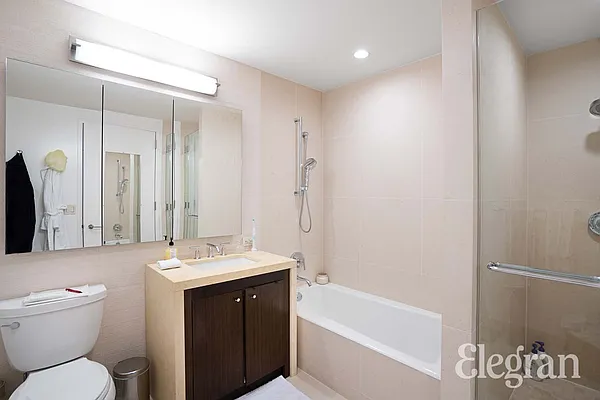 Rented by (Legacy) Elegran | media 6