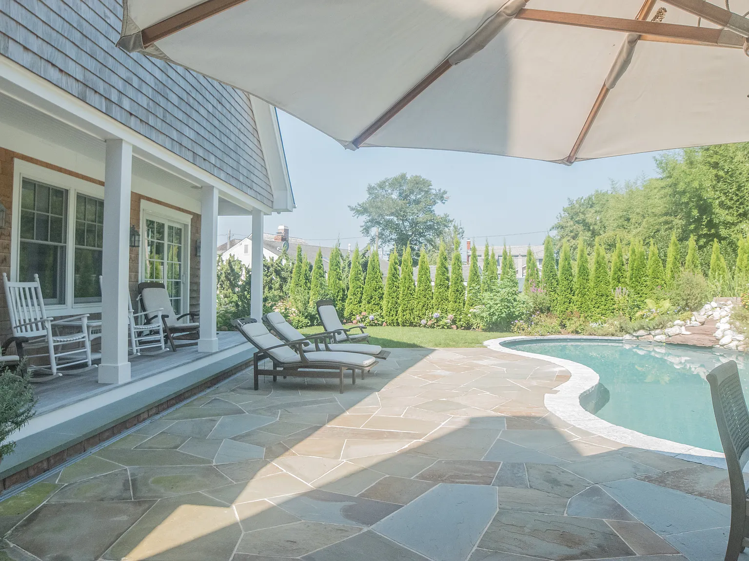 Beautiful Bay View Southampton Rental — Photo 3