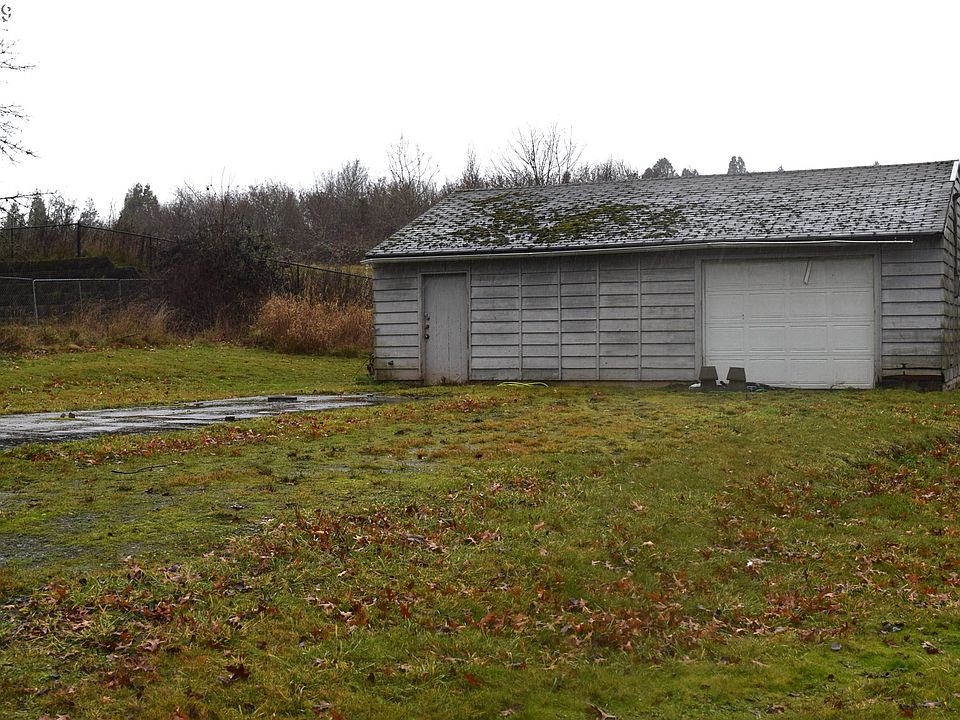 2nd image of 10120 NE 13th Ave