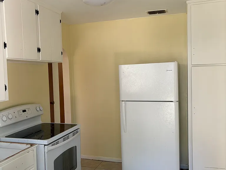 752 29th St #752 — Photo 3