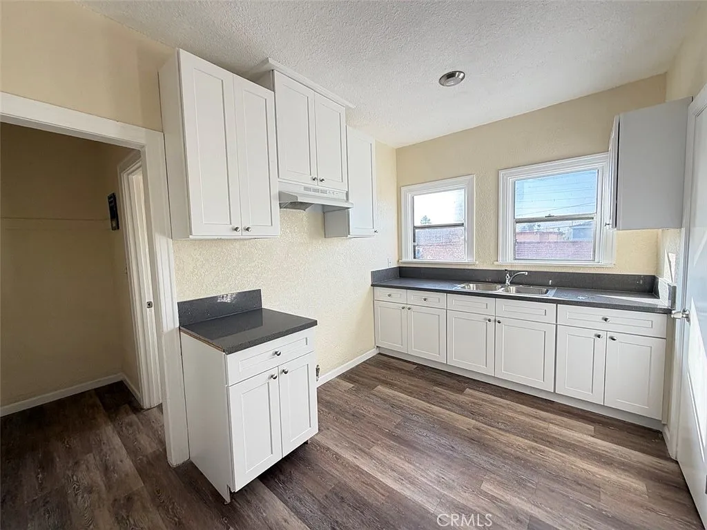 1 bed, 700 sqft, $1,995 — Photo 3