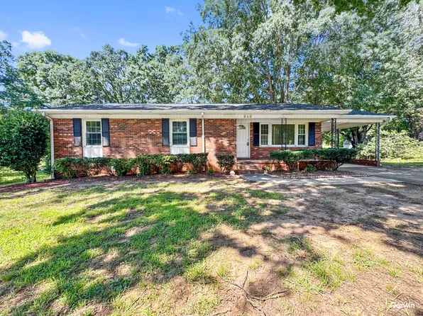 610 Hopkins Rd, Kernersville, NC 27284