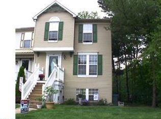 67 Wagon Wheel Dr, Sicklerville, NJ 08081
