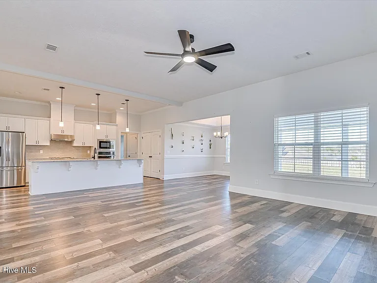 5412 Copse Dr — Photo 18