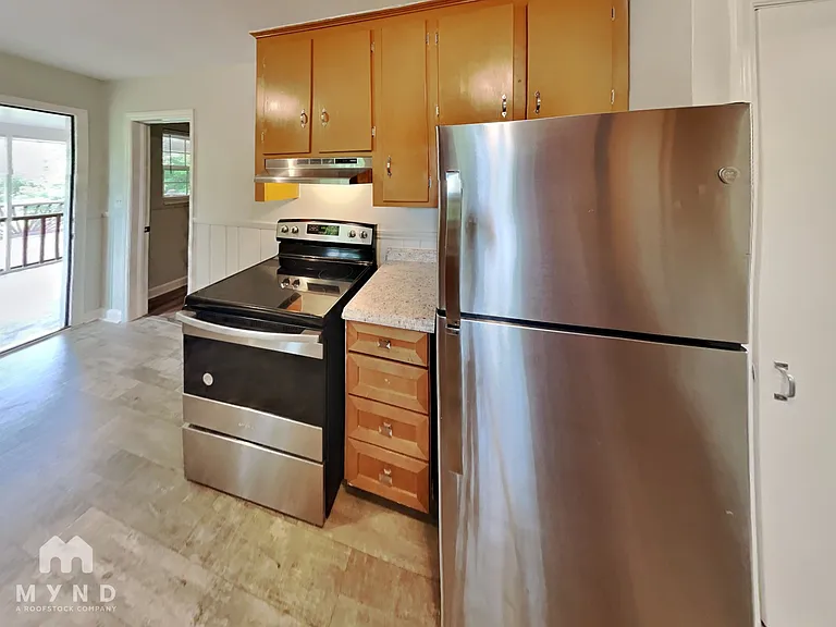 5201 Pinebrook Dr — Photo 4