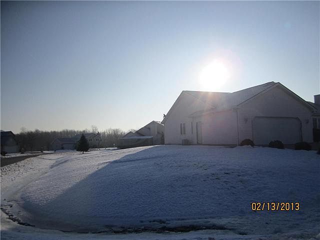2nd image of 10030 S Windsor Dr