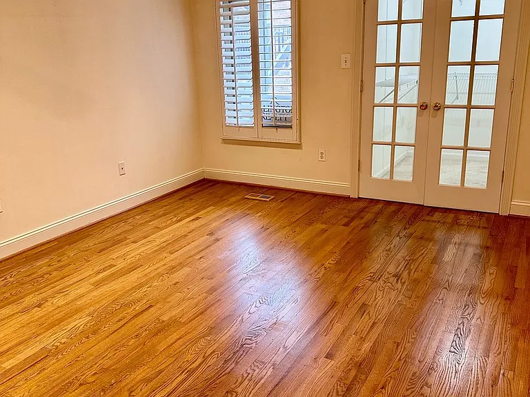 1741 S Hayes St #1 — Photo 23