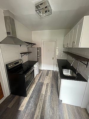 1st image of 538 E 21st St APT C8