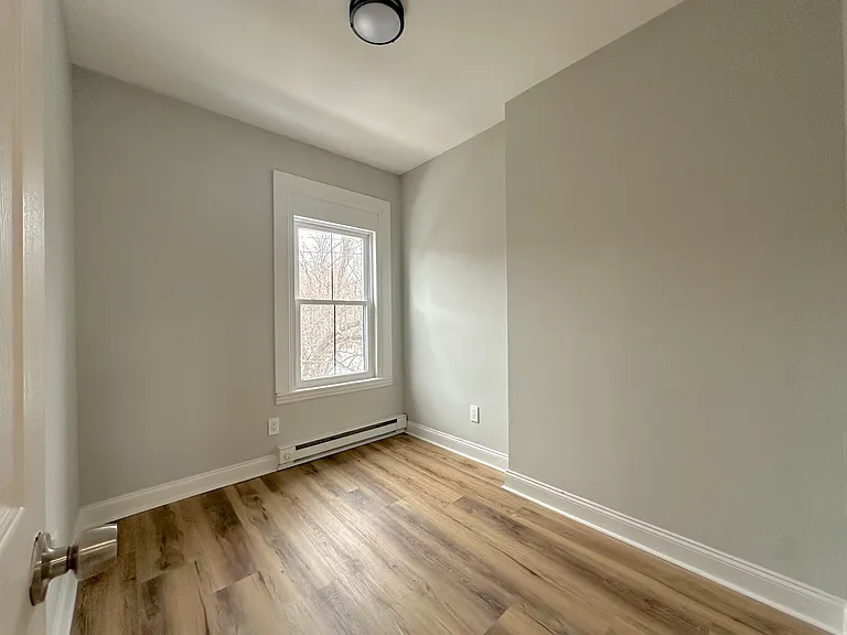 190 N Miller St #2 — Photo 11