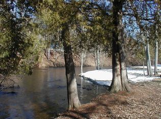 1140 N Meadowbrook, White Cloud, MI 49349