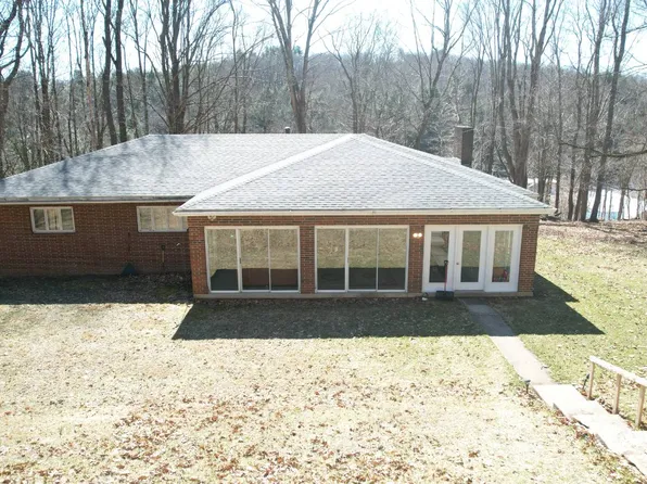 149 Walnut St, Anita, PA 15711