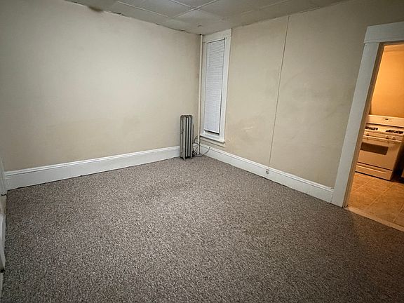 3rd image of 118 Pearl St #3