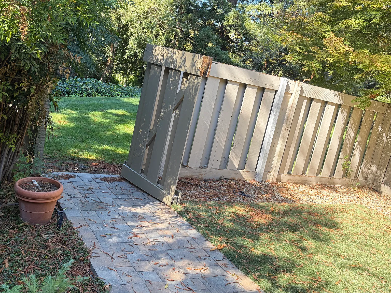 3 bed, 2.5 bath, 1673 sqft, $4,200 — Photo 4