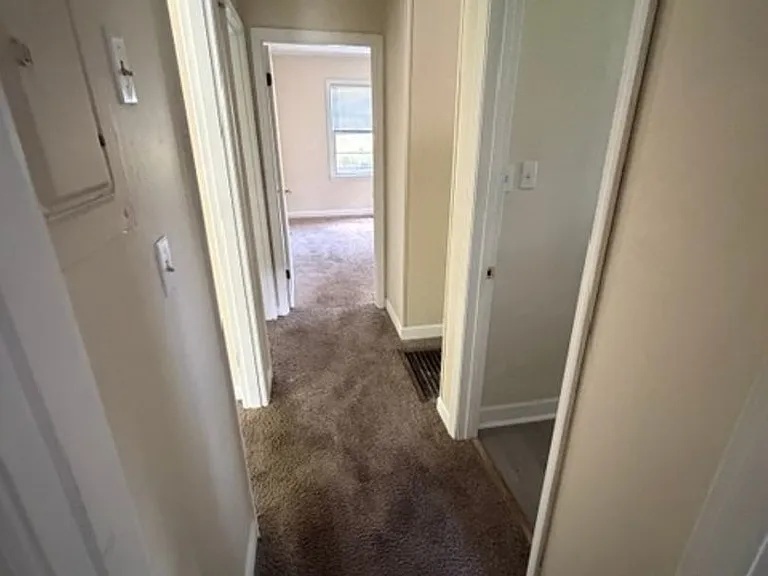 122 Cindy Dr — Photo 6