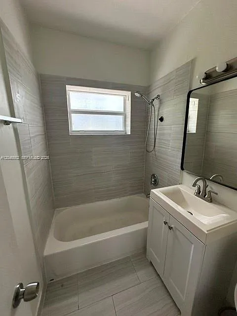 30 S Shore Dr #4