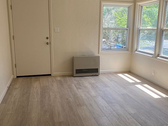 4th image of 13976 Arnold Dr