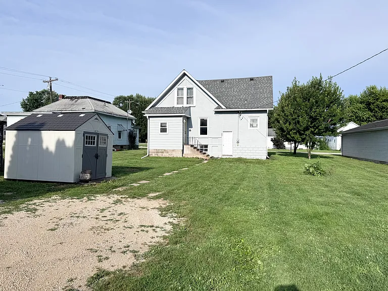 108 N Main St — Photo 4