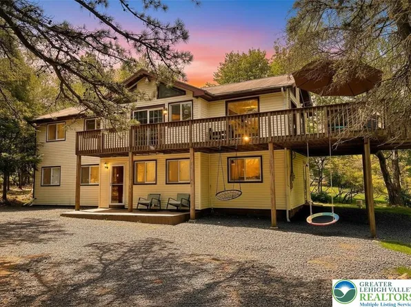 177 Elmwood Dr, Albrightsville, PA 18210