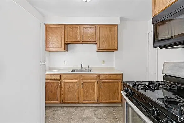 2 bed, 650 sqft, $1,850 — Photo 4