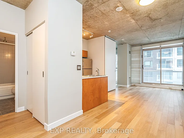 179 George St #505 — Photo 2