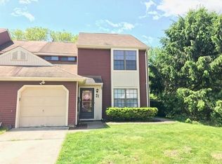 21 Ross Ct, East Brunswick, NJ