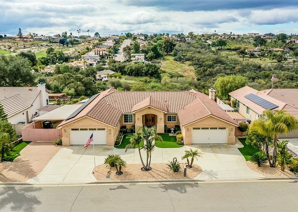 1st image of 28262 Deep Canyon Dr