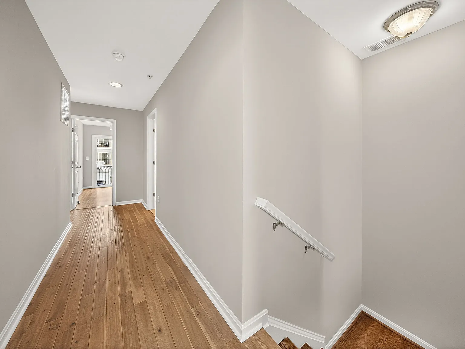 3 bed, 1512 sqft, $3,000 — Photo 4