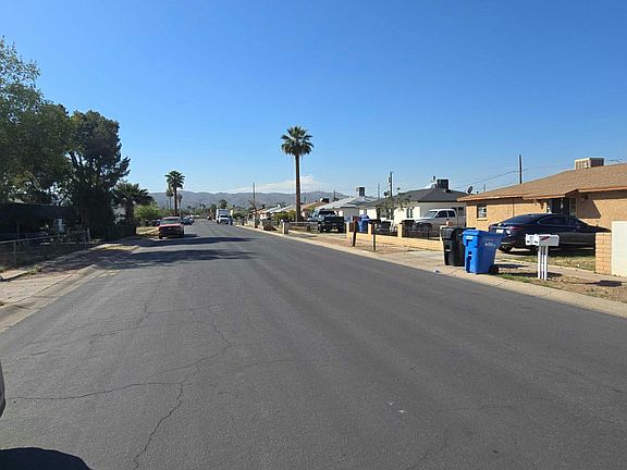 4th image of 4852 S 20th Pl