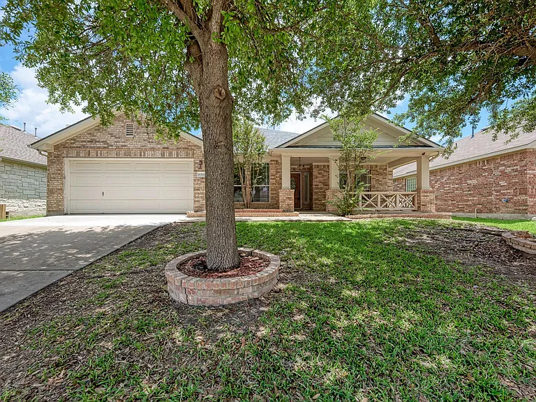 18308 Shallow Pool Dr — Photo 2