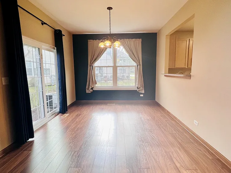 623 Shakespeare Dr — Photo 3