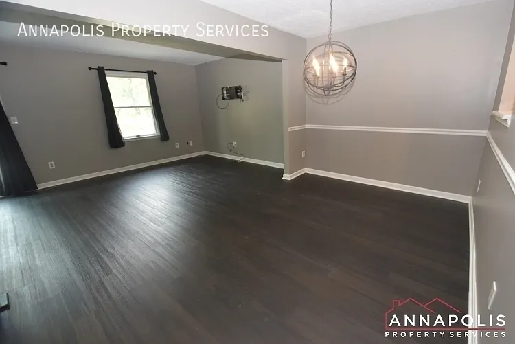 1629 Elkwood Ct — Photo 6