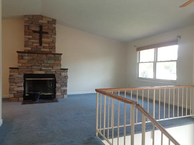 3094 Camberly Dr photo 1