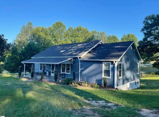 10 E Fleming St, Ware Shoals, SC 29692