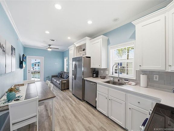 3rd image of 10701 S Ocean Dr #661