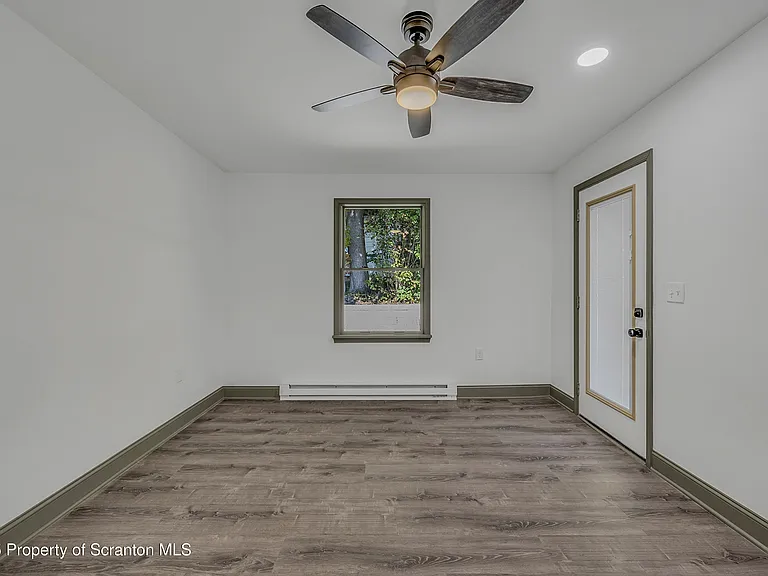 1262 Lake Rd — Photo 27
