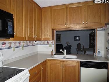 4th image of 10371 Shale Brook Way