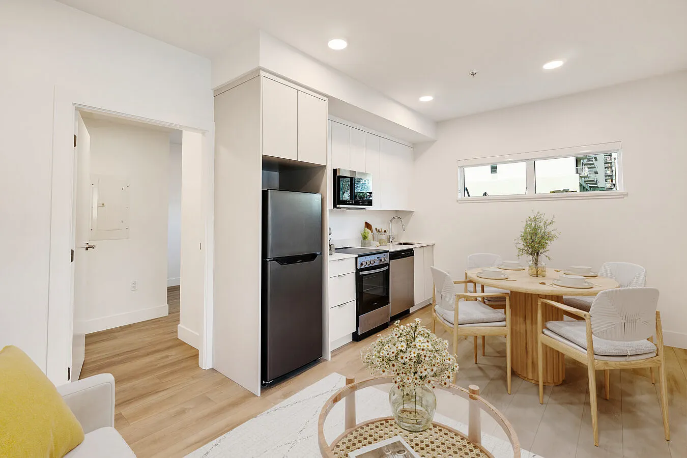Raven Apartments — Photo 2