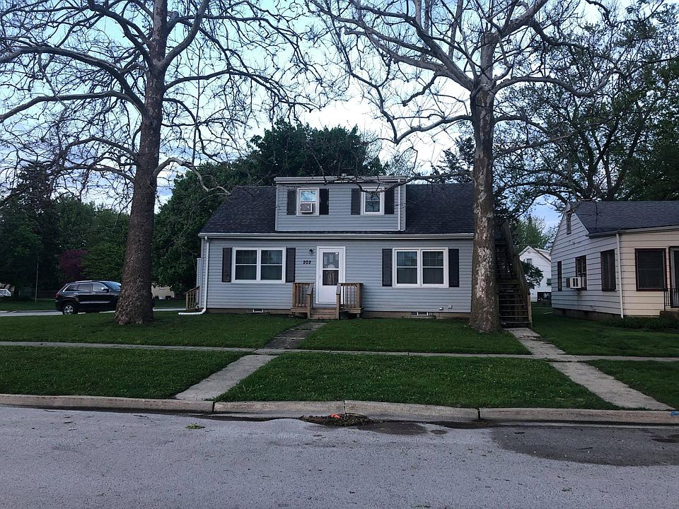1st image of 202 S Hickory St #1
