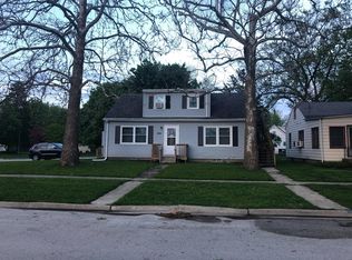 202 S Hickory St #1, Manteno, IL 60950