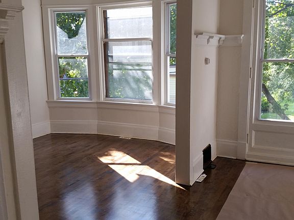 4th image of 2968 N Buffum St #1