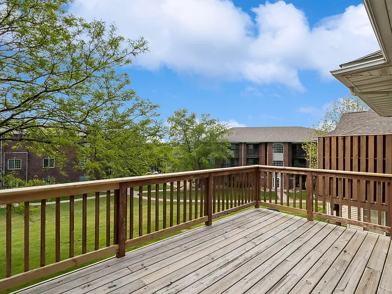 1551 Ranier Dr — Photo 6