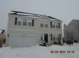 997 Pattee Ave, Elburn, IL 60119