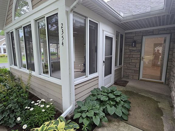 2nd image of 2354 Whispering Pines Dr