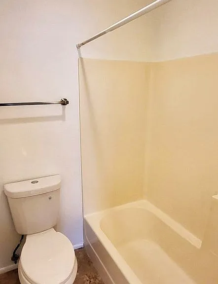 2117 W Missouri Ave — Photo 10