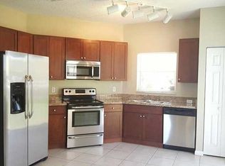 1911 NW 184th Ter, Pembroke Pines, FL 33029