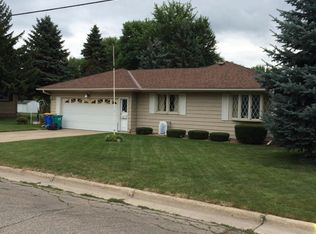 1409 Linn Ave, Owatonna, MN 55060